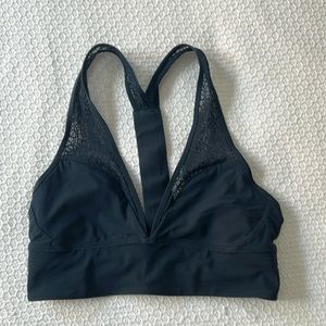 Lululemon bra size 6
